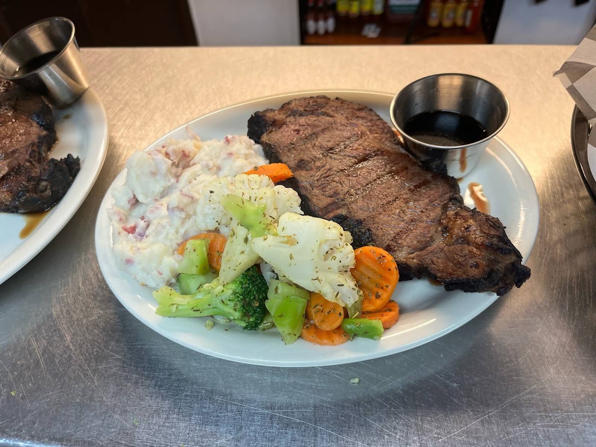 Chompy's Restaurant
