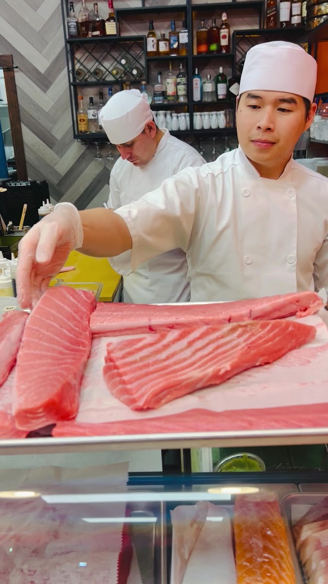 Reeko’s Sushi Bar & Thai Cuisine