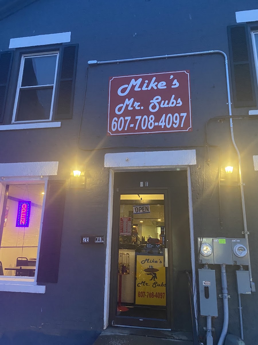 Mikes Mr. Subs