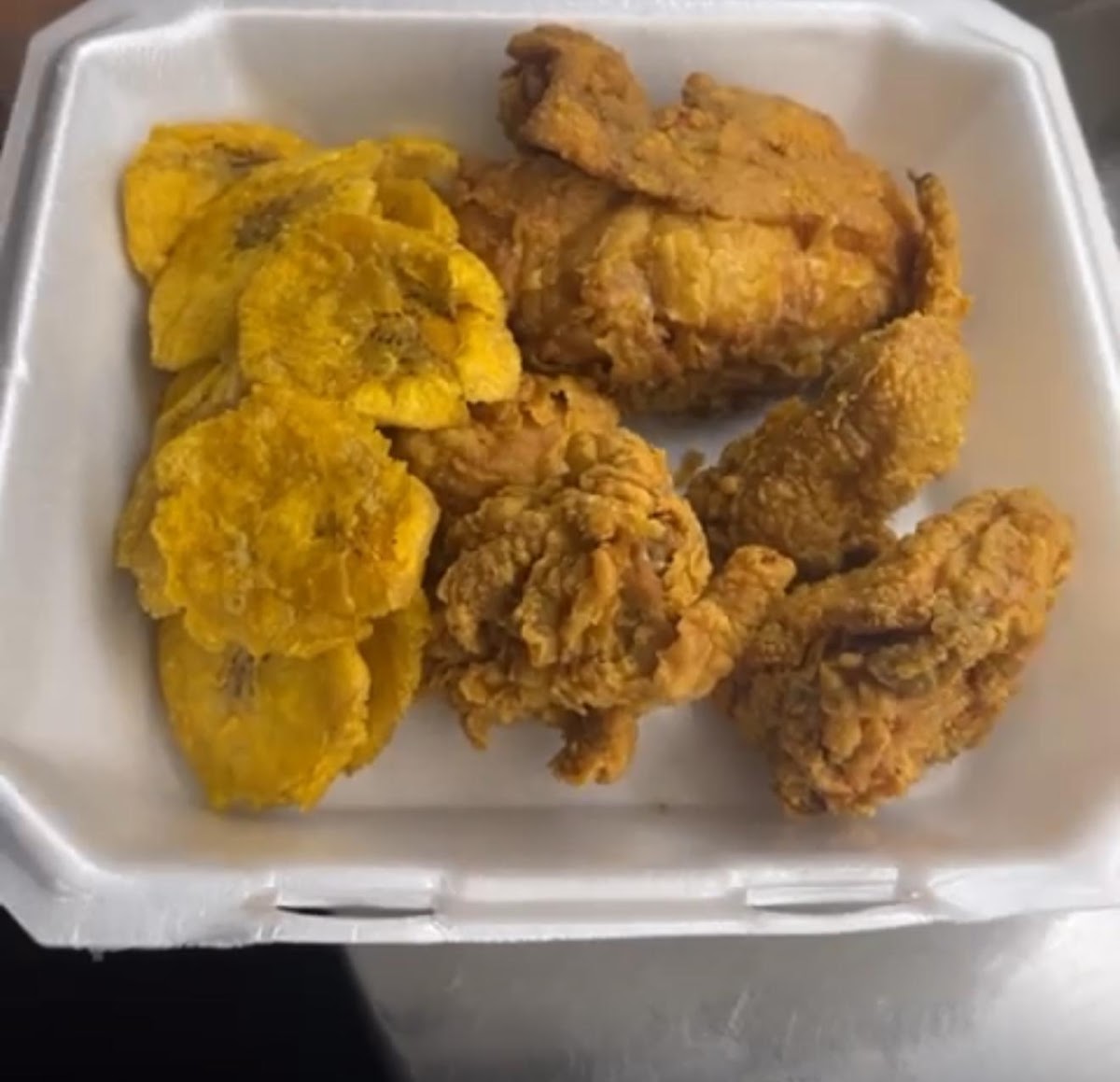 Sabrosura D' Pollo