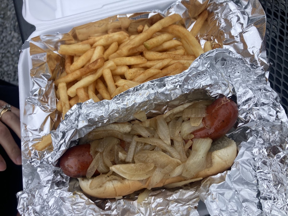 Glacier Grindz Food Truck