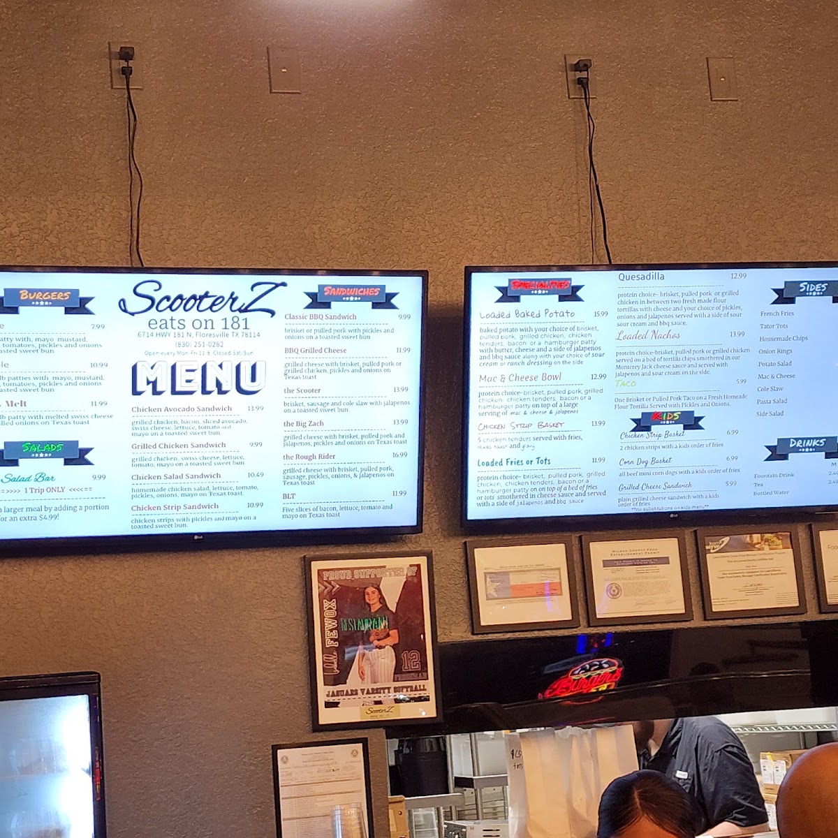 ScooterZ eats on 181 menu board