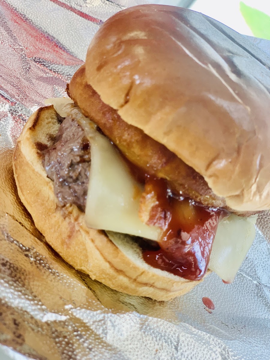 Green Meadows Grill