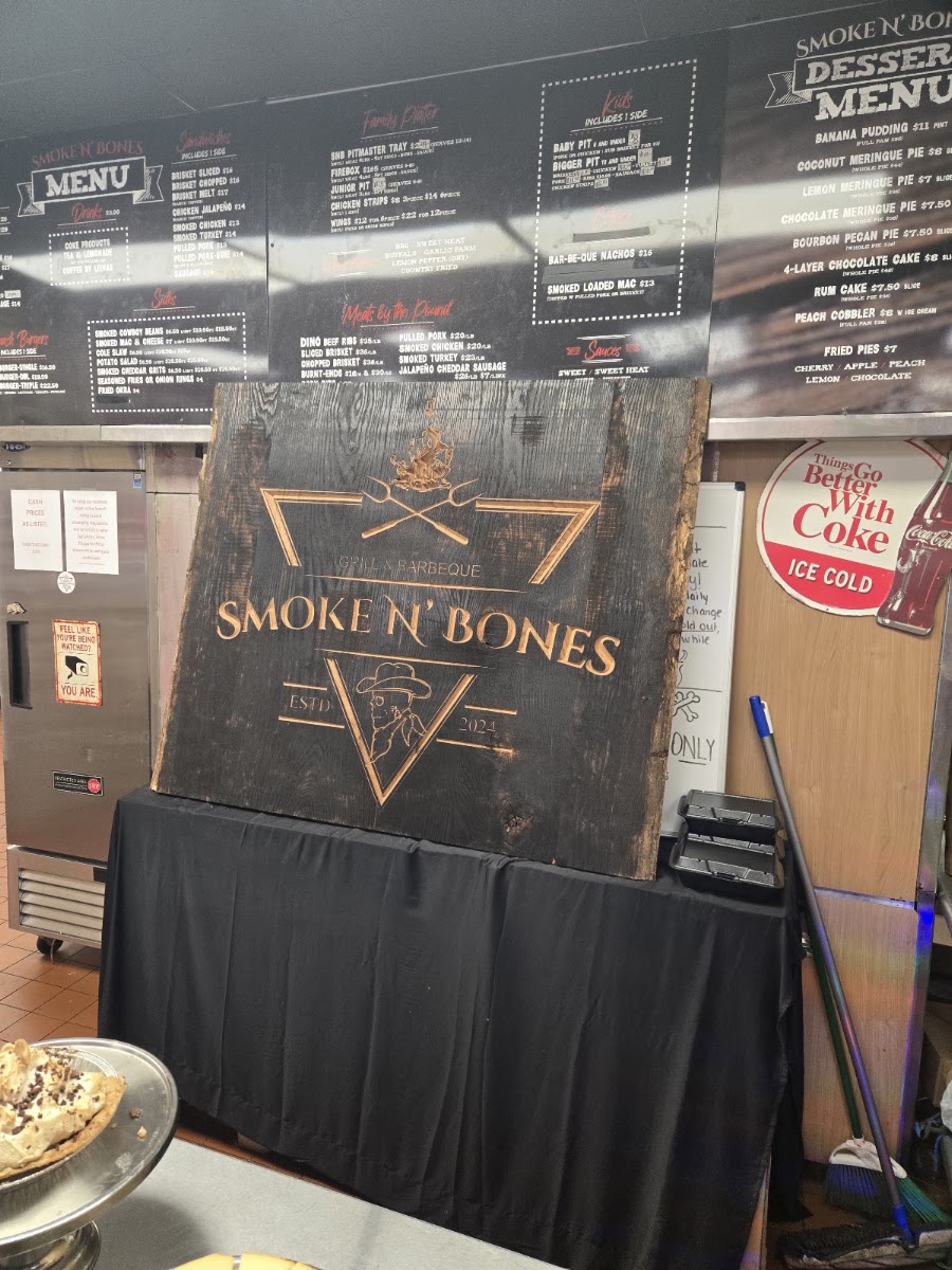 Smoke N’ Bones BBQ menu board