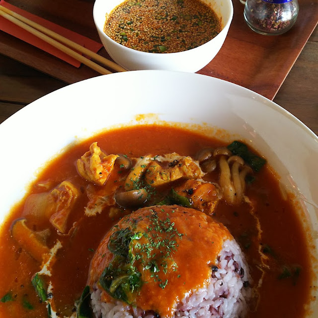 キノコのトマトカレー