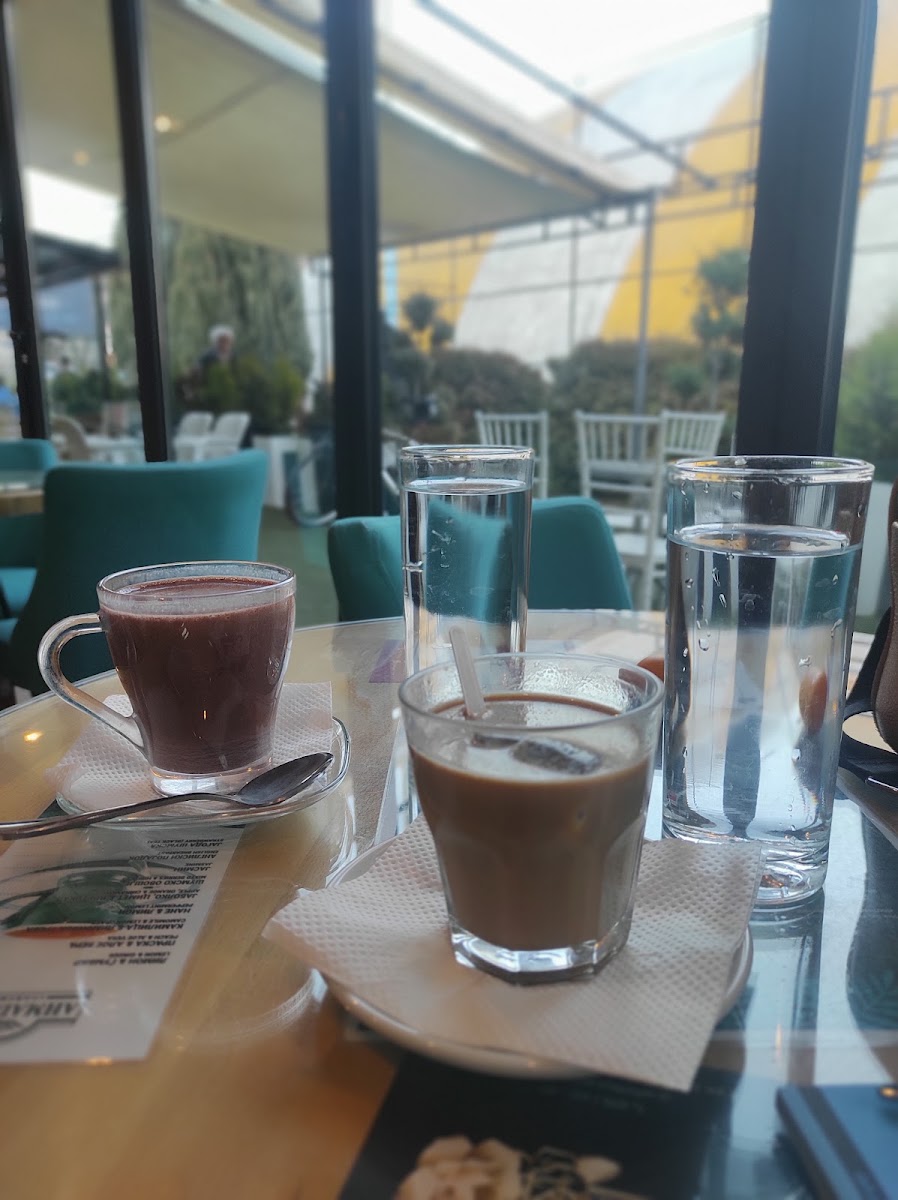 Café „SRC Nikola Karev“