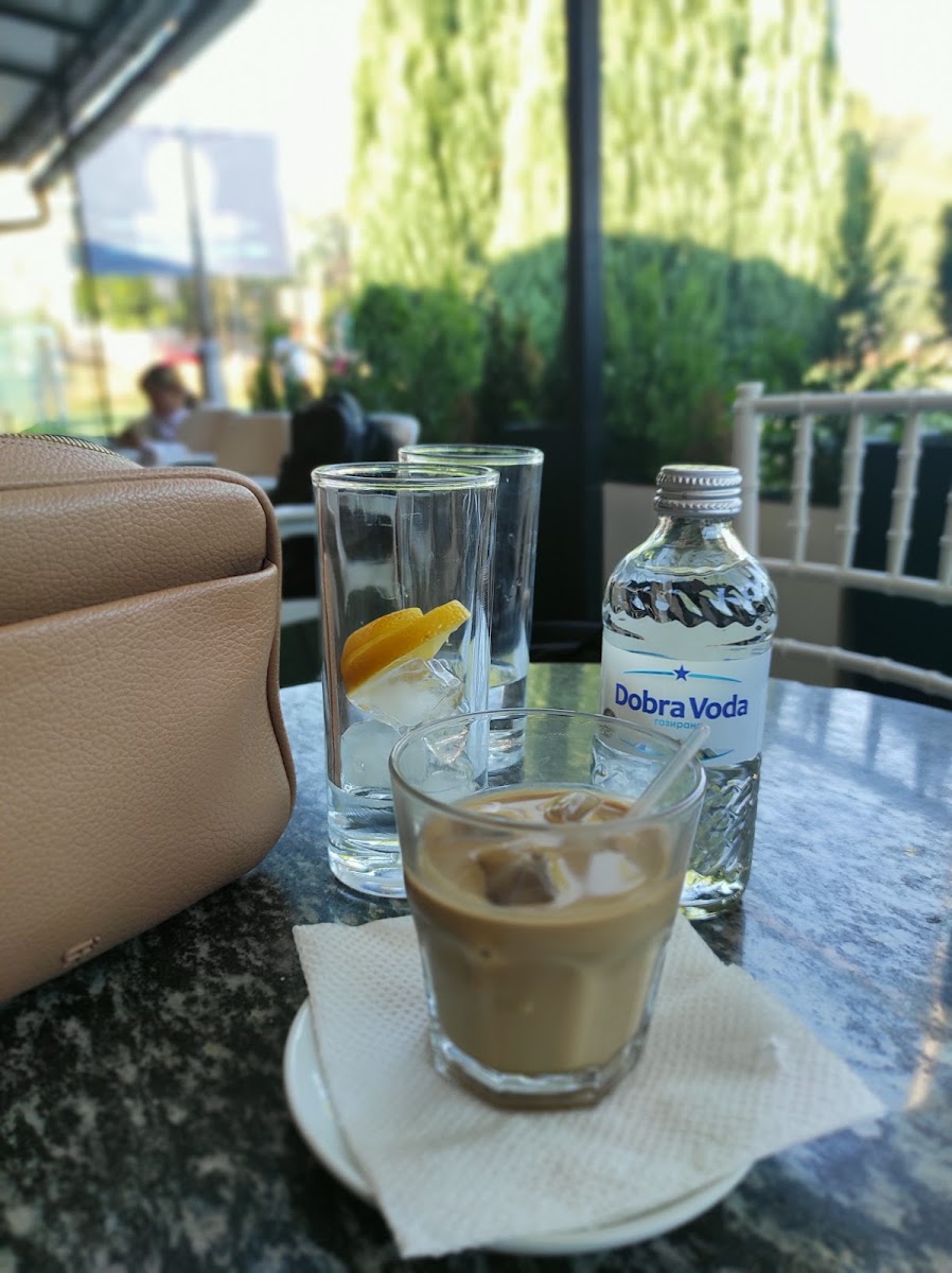 Café „SRC Nikola Karev“