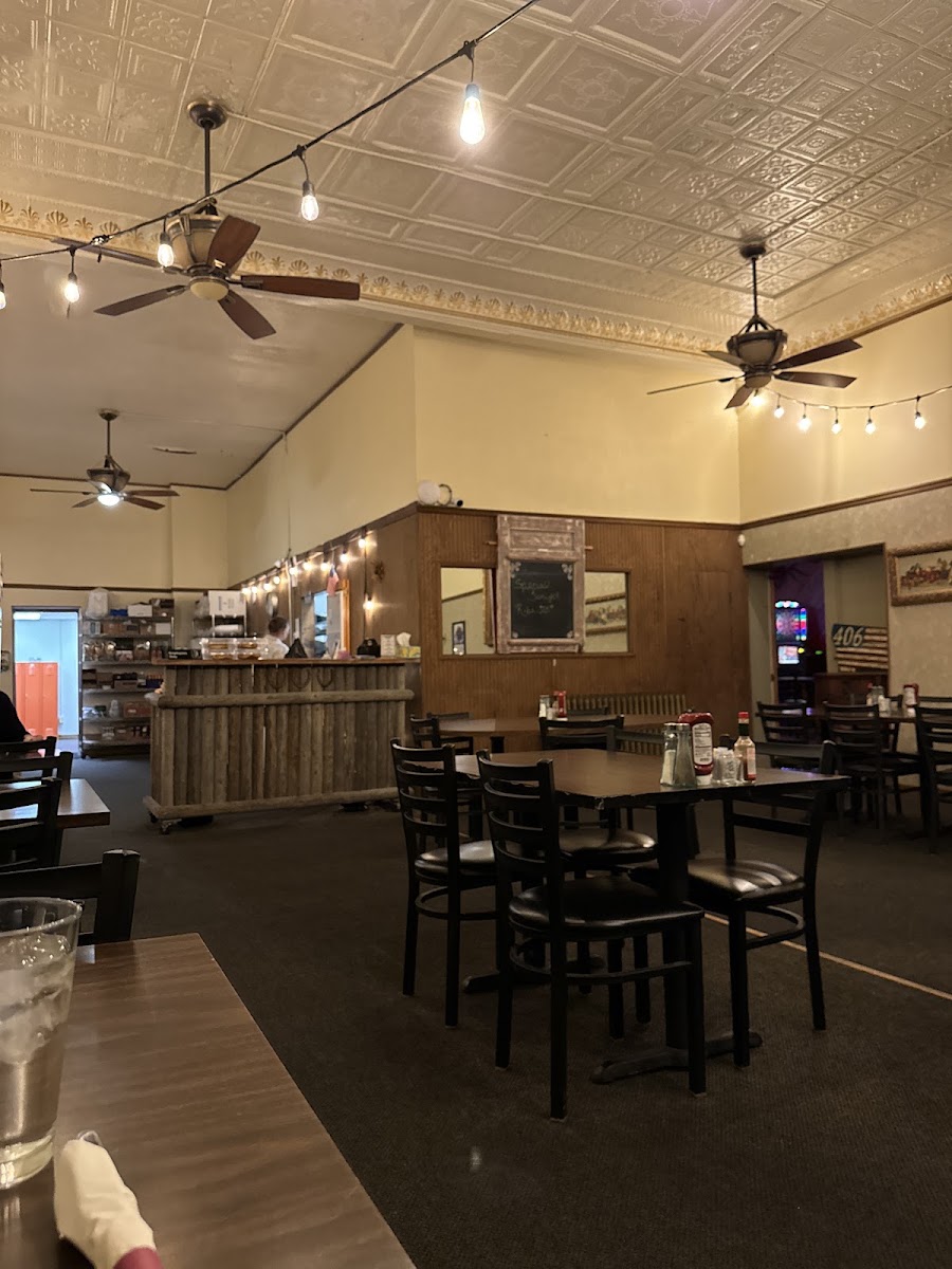 The Joseph Café with Iron Horse Saloon and Casino
