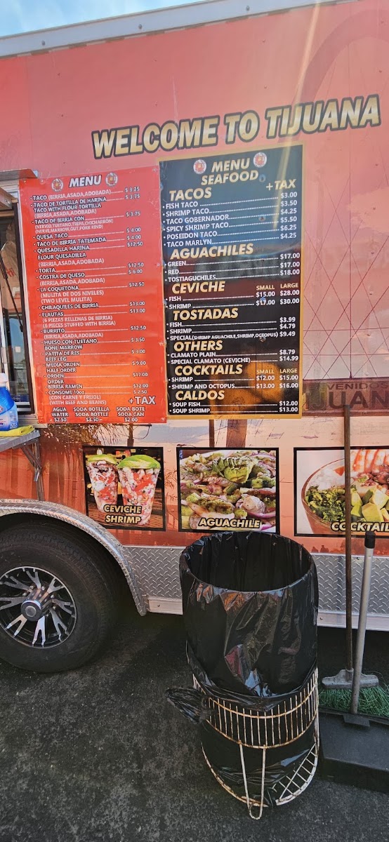 Xolotacos menu board