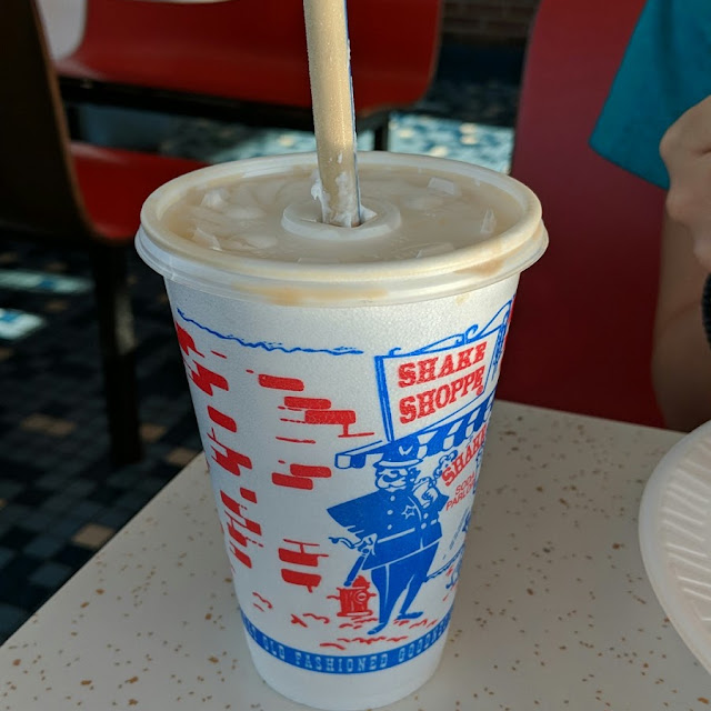 Shakes