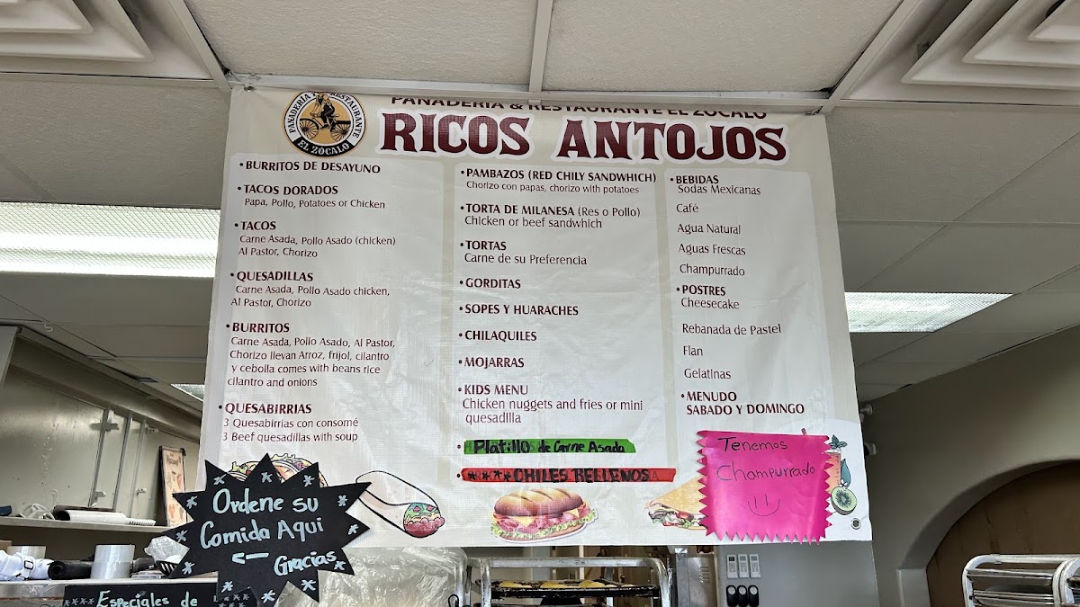 Panadería y Restaurante El Zócalo menu board