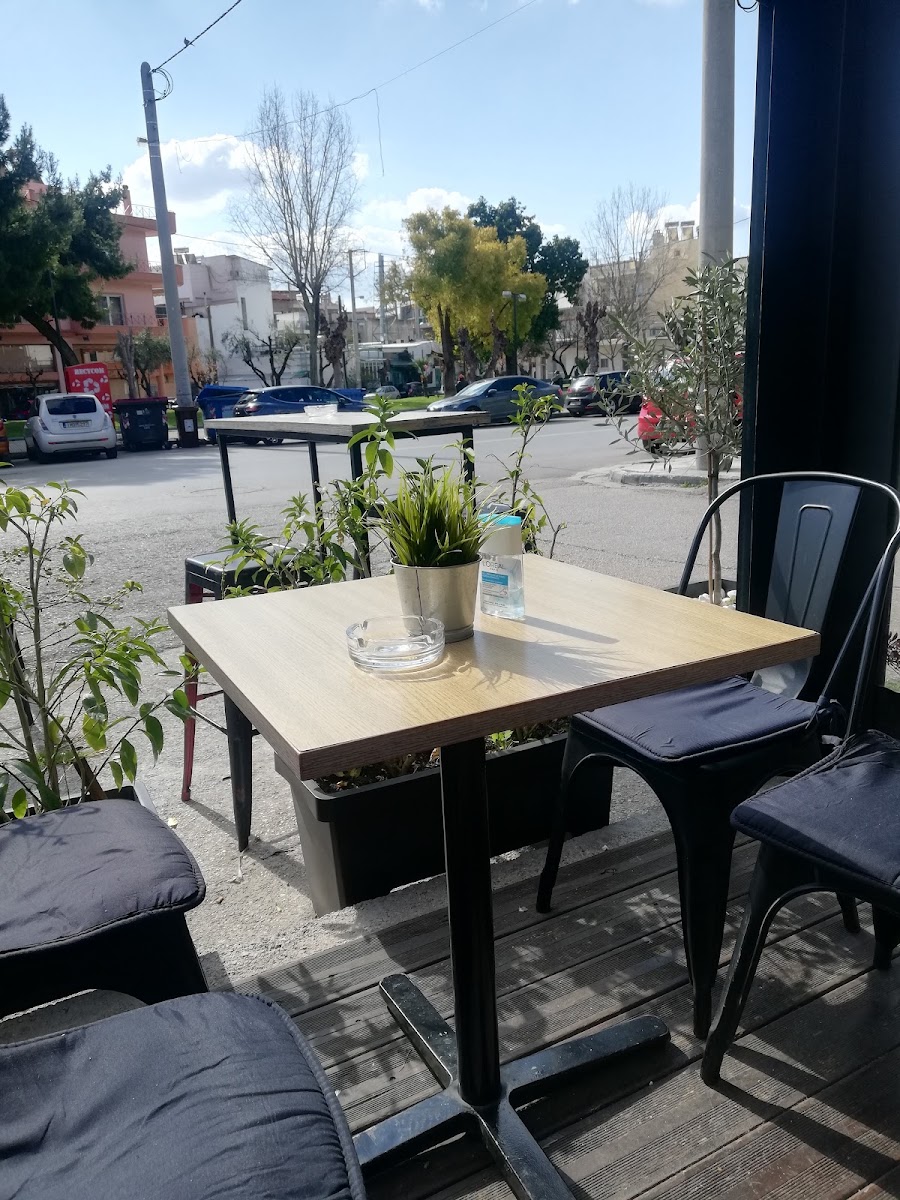 C.S.I Cafe Snack Bar