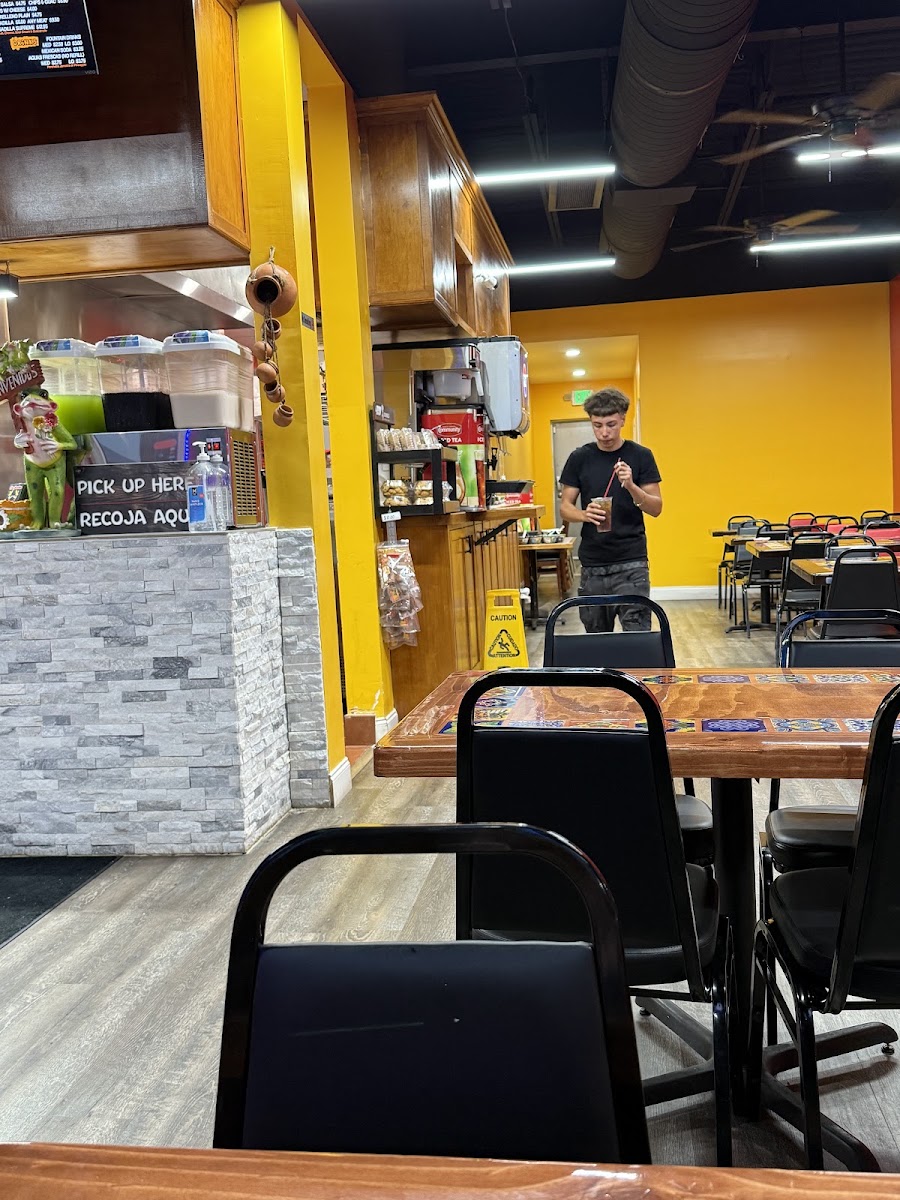 Dos Juanito's Mexican Restaurant