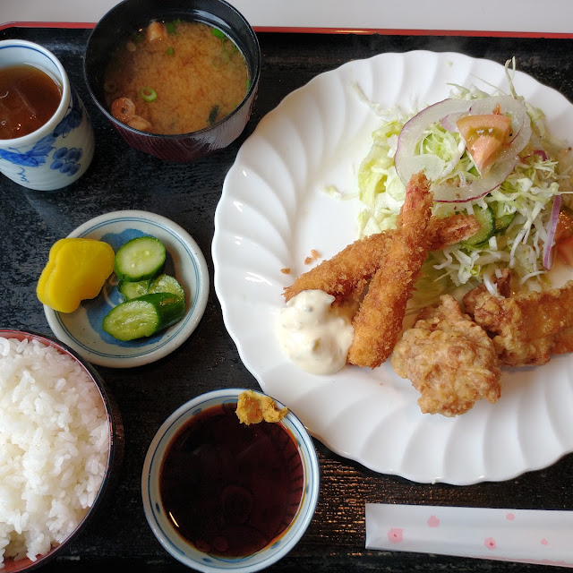 エビフライ&からあげランチ
