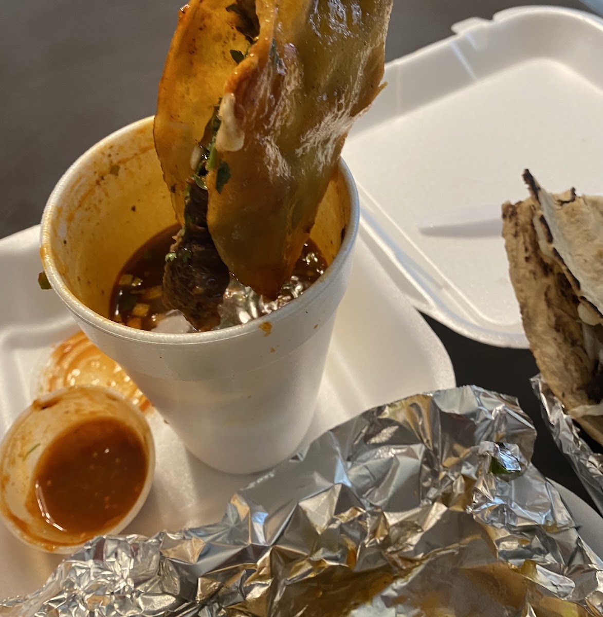 Taqueria la tlayuda