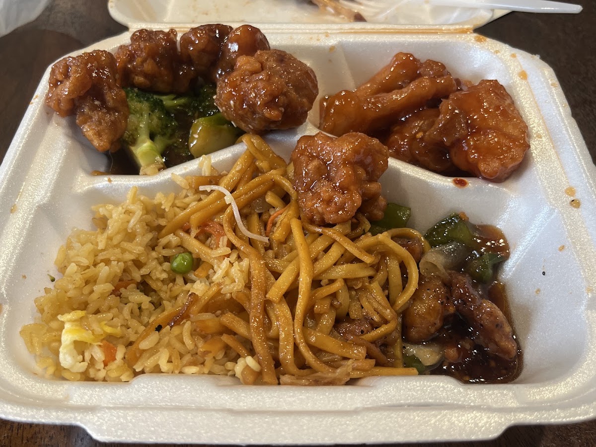 China Wok Super Buffet
