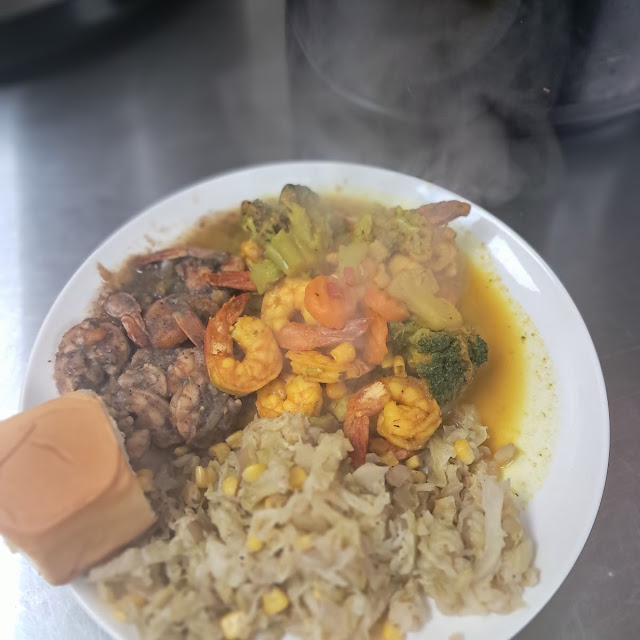 Extra Oxtails Pon Di Side
