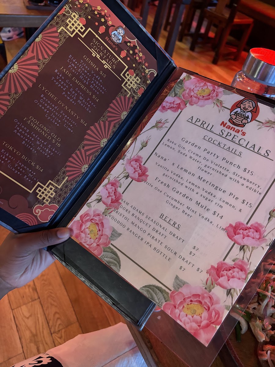 Nana's Dim Sum & Dumplings menu board