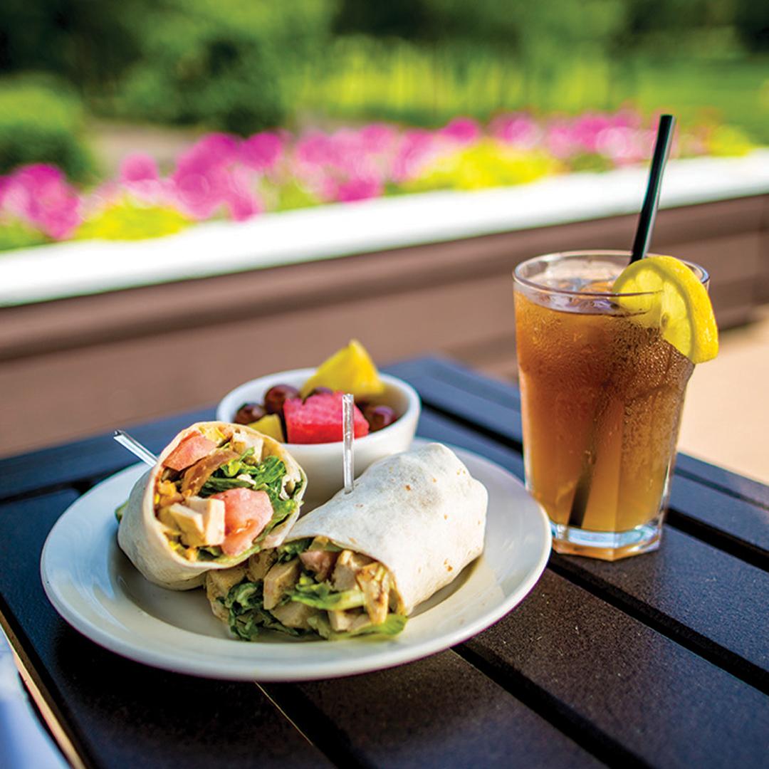 Freddy's Sports Grill at Grand View Lodge