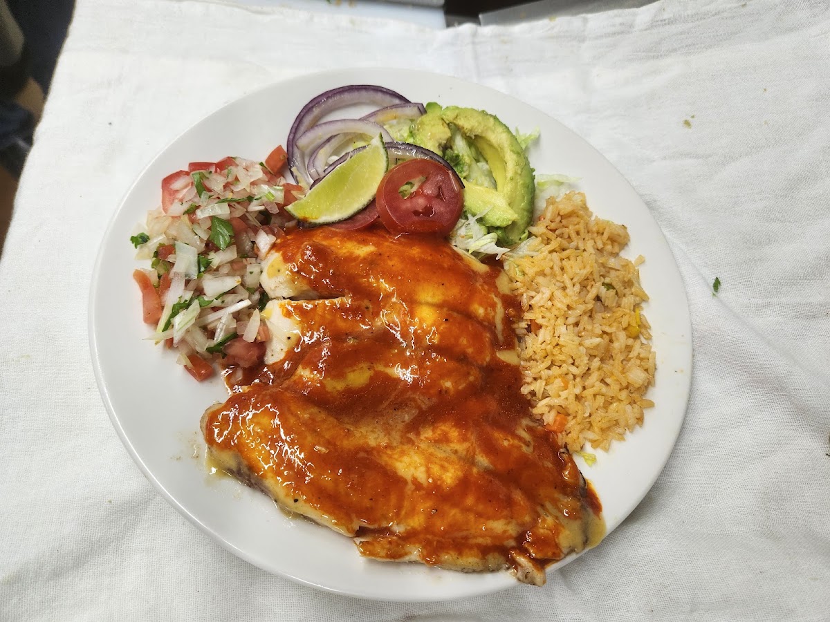 Tacos & Mariscos chelito's