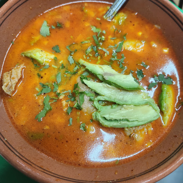 Caldo de Pollo