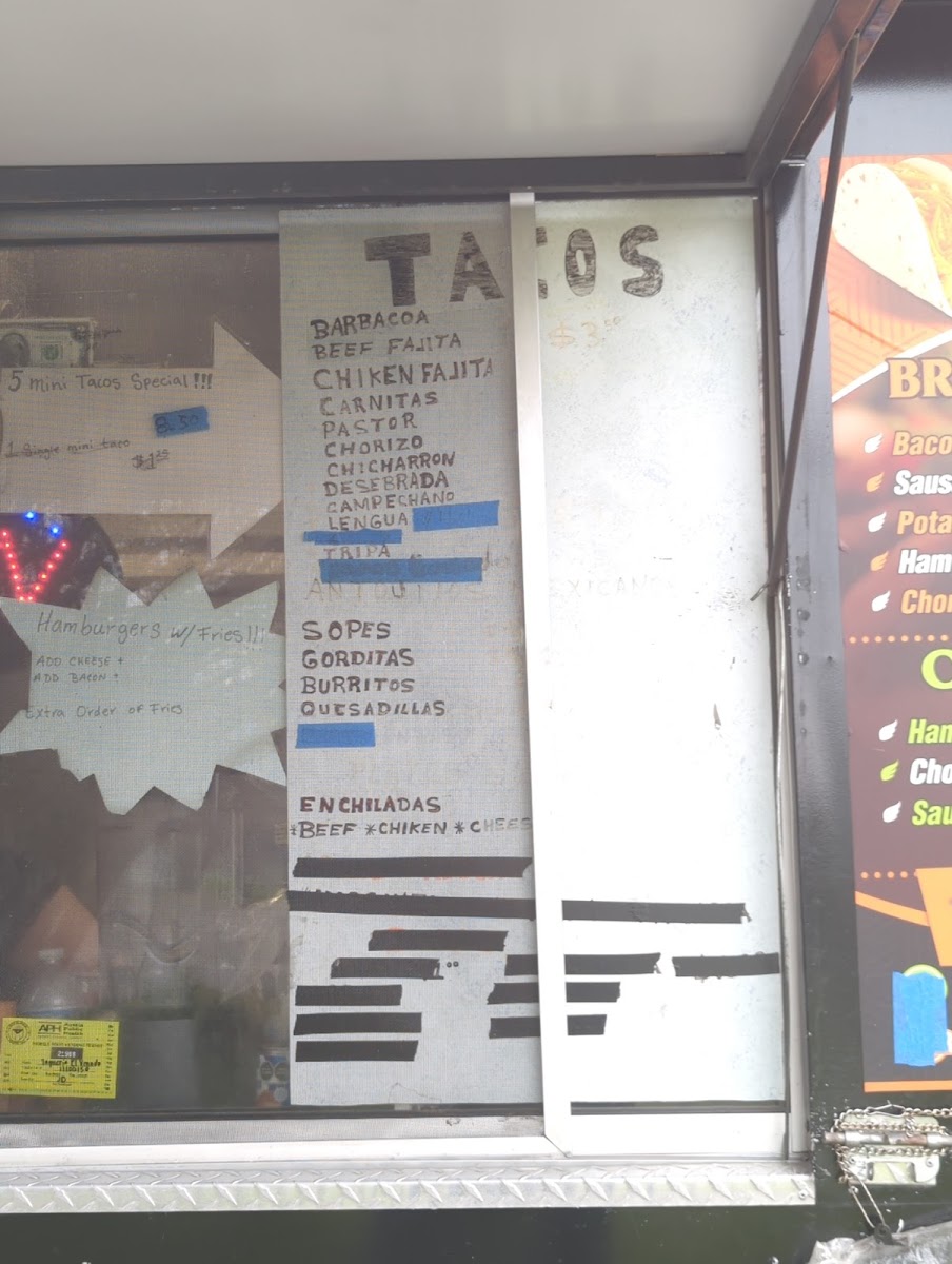 Taqueria El Venado menu board