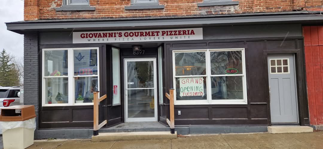 Giovanni's Gourmet Pizza