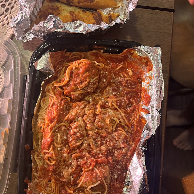 Pasta with Meatballs and Garlic Bread