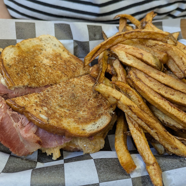 Ruben Sandwich with Fries