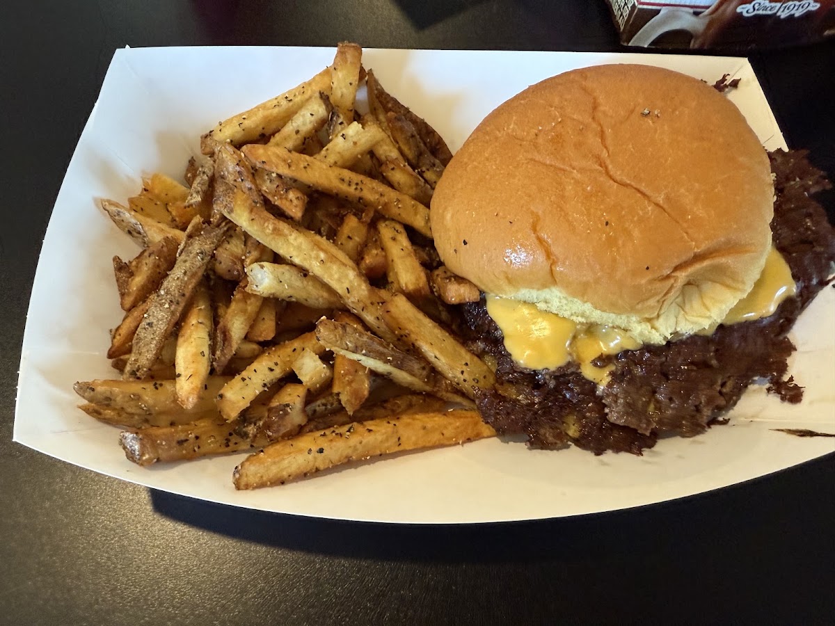 C.J.'s Roadside