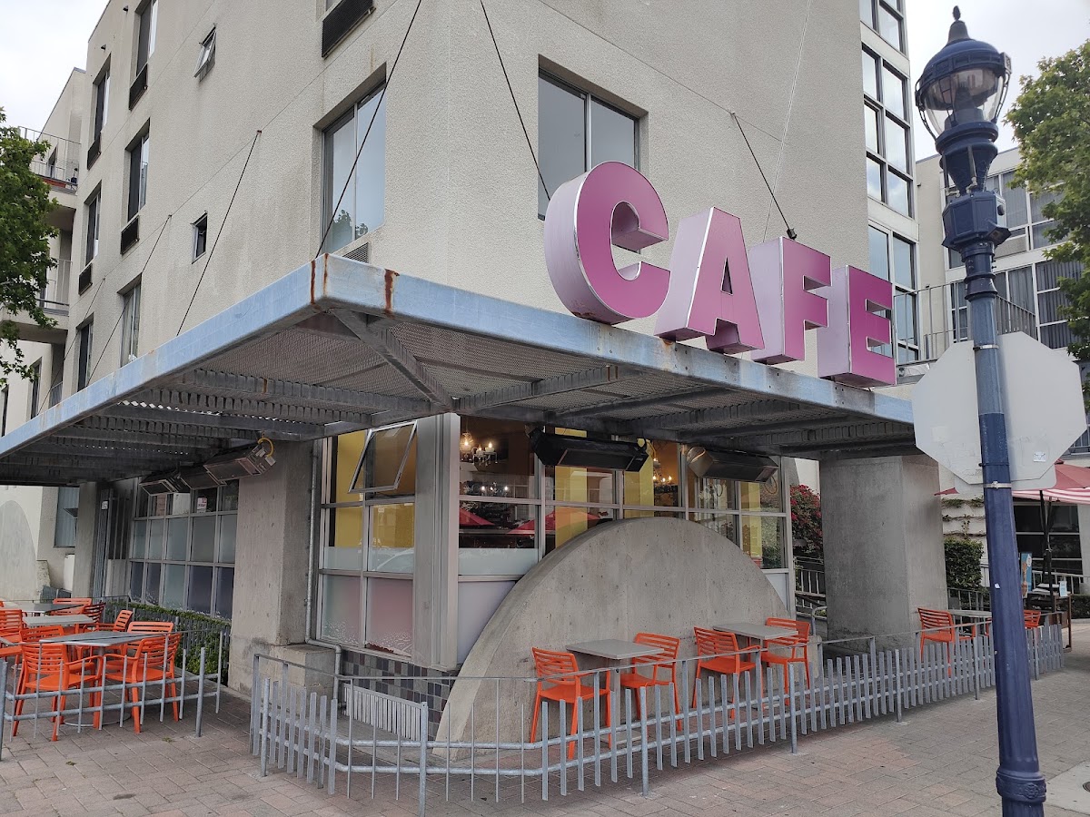 Cafe 222