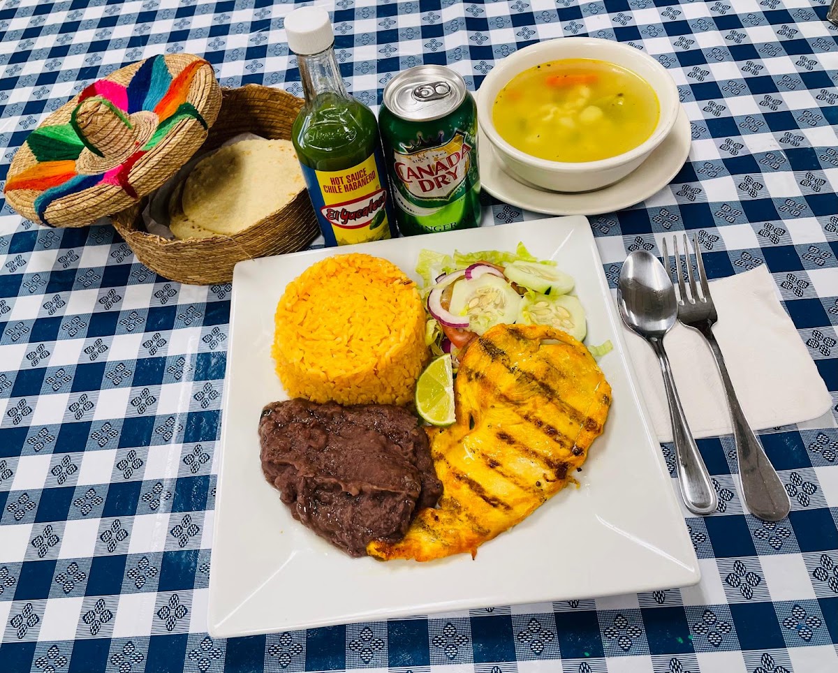 El Jarocho Restaurant