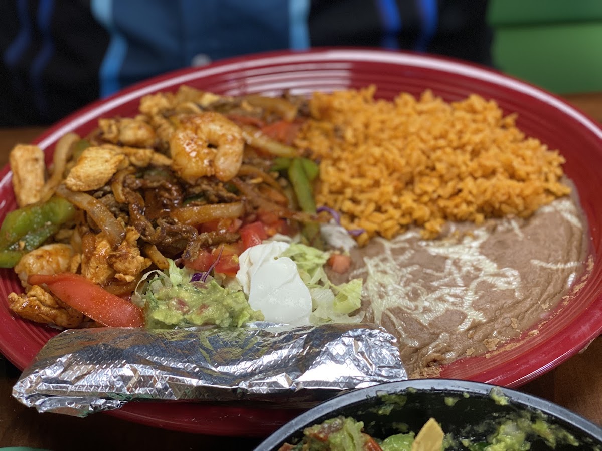 El Marinero Mexican Food & Seafood Restaurant