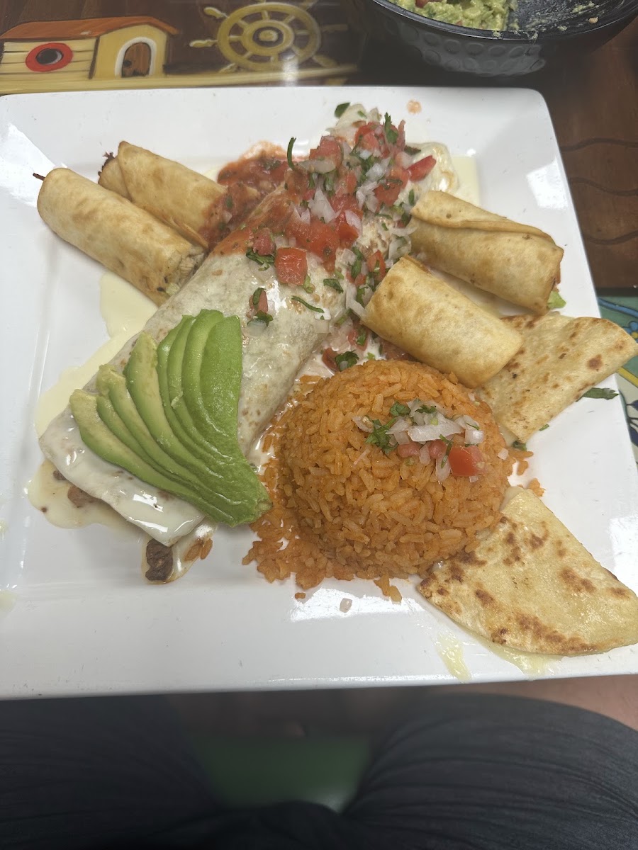 El Marinero Mexican Food & Seafood Restaurant