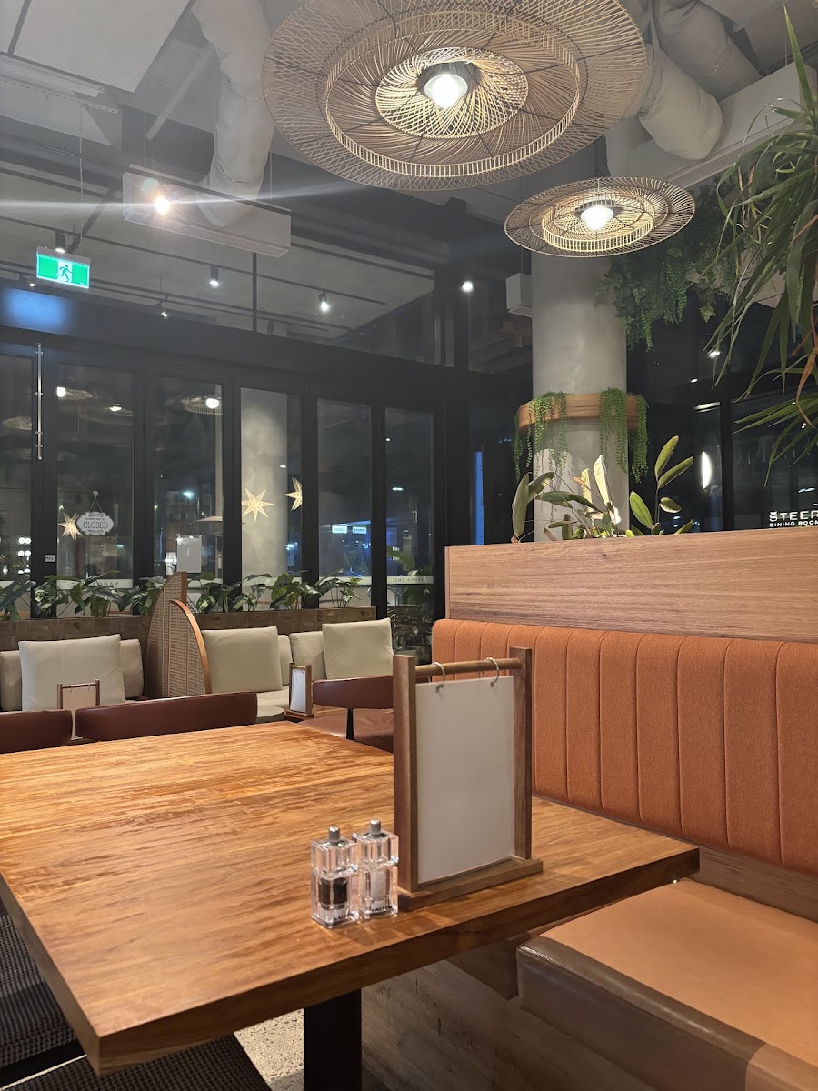Livingstone Melbourne