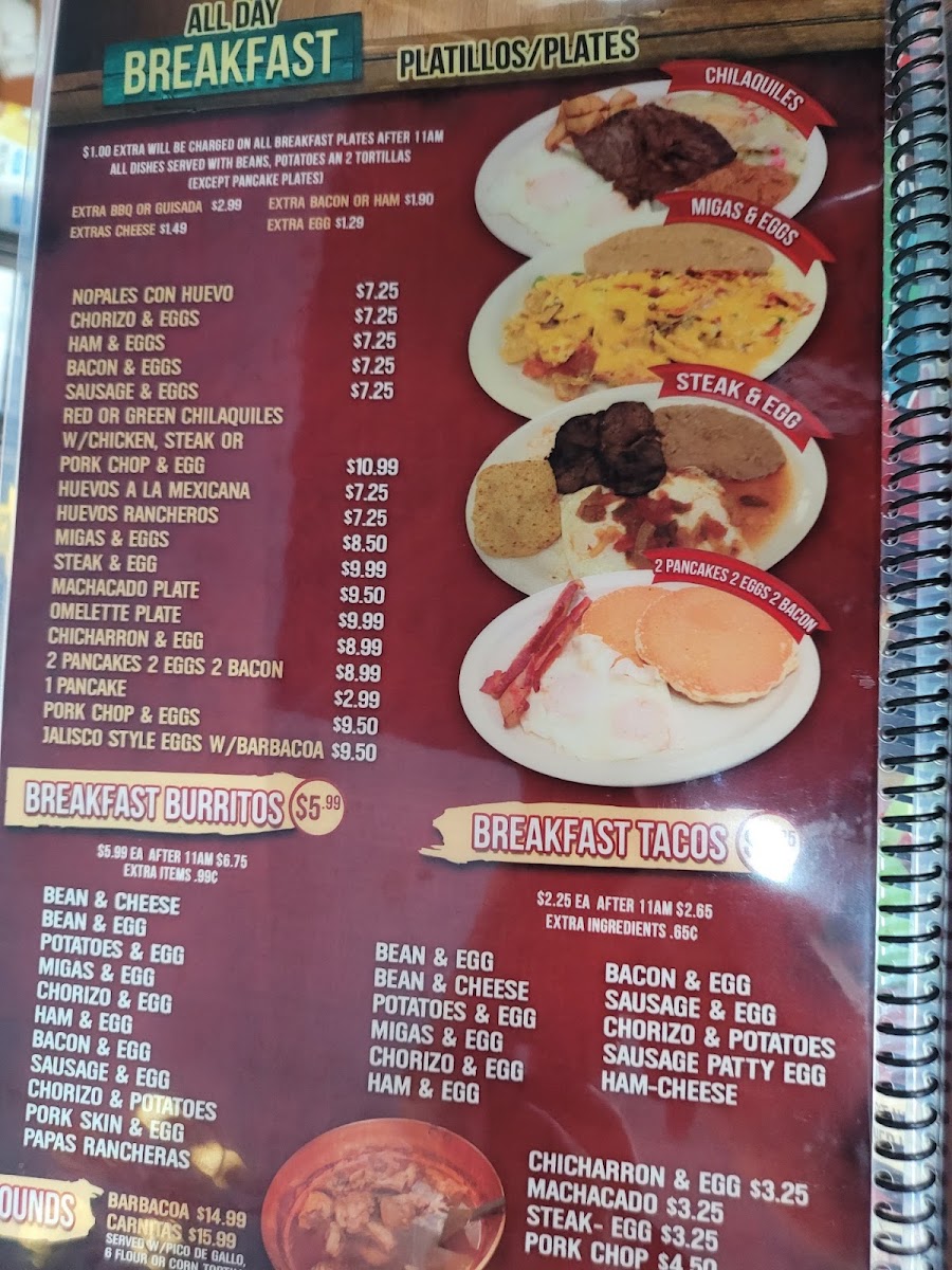 Plaza Jalisco menu board