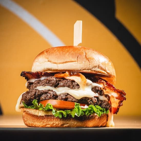 Parceros Burger Grill