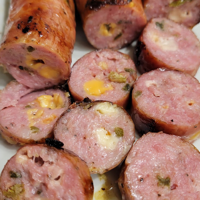 Jalapeño Cheddar Bratwurst