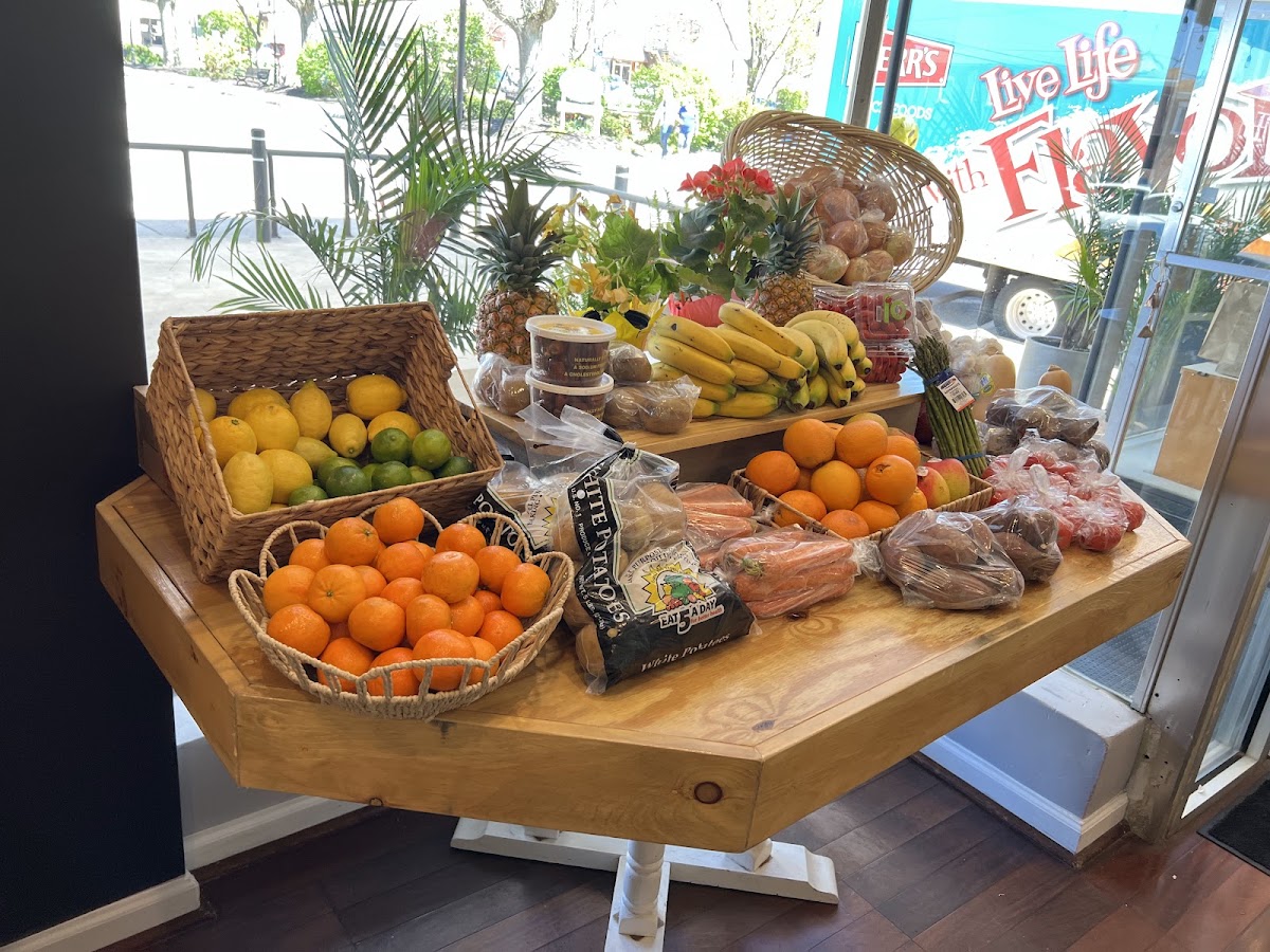 J-Town Market & Eatery
