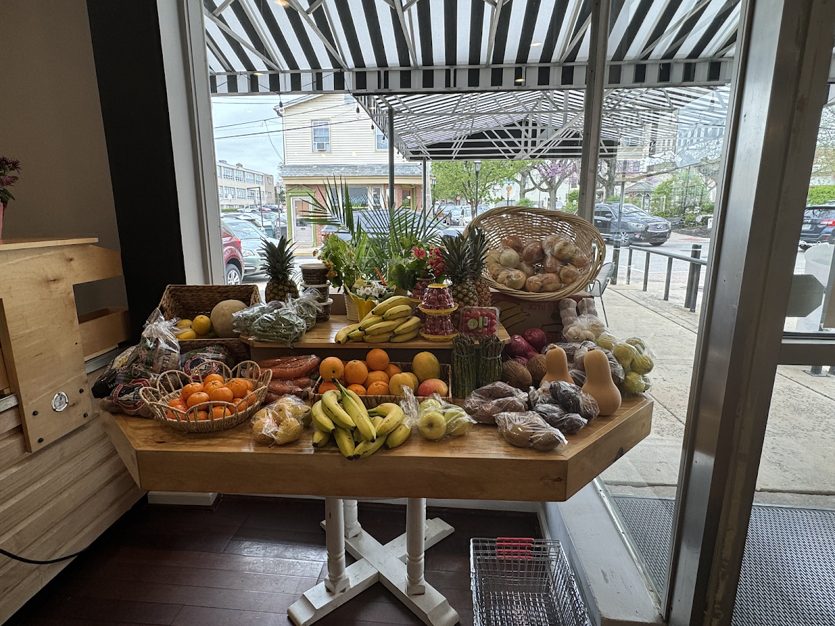 J-Town Market & Eatery