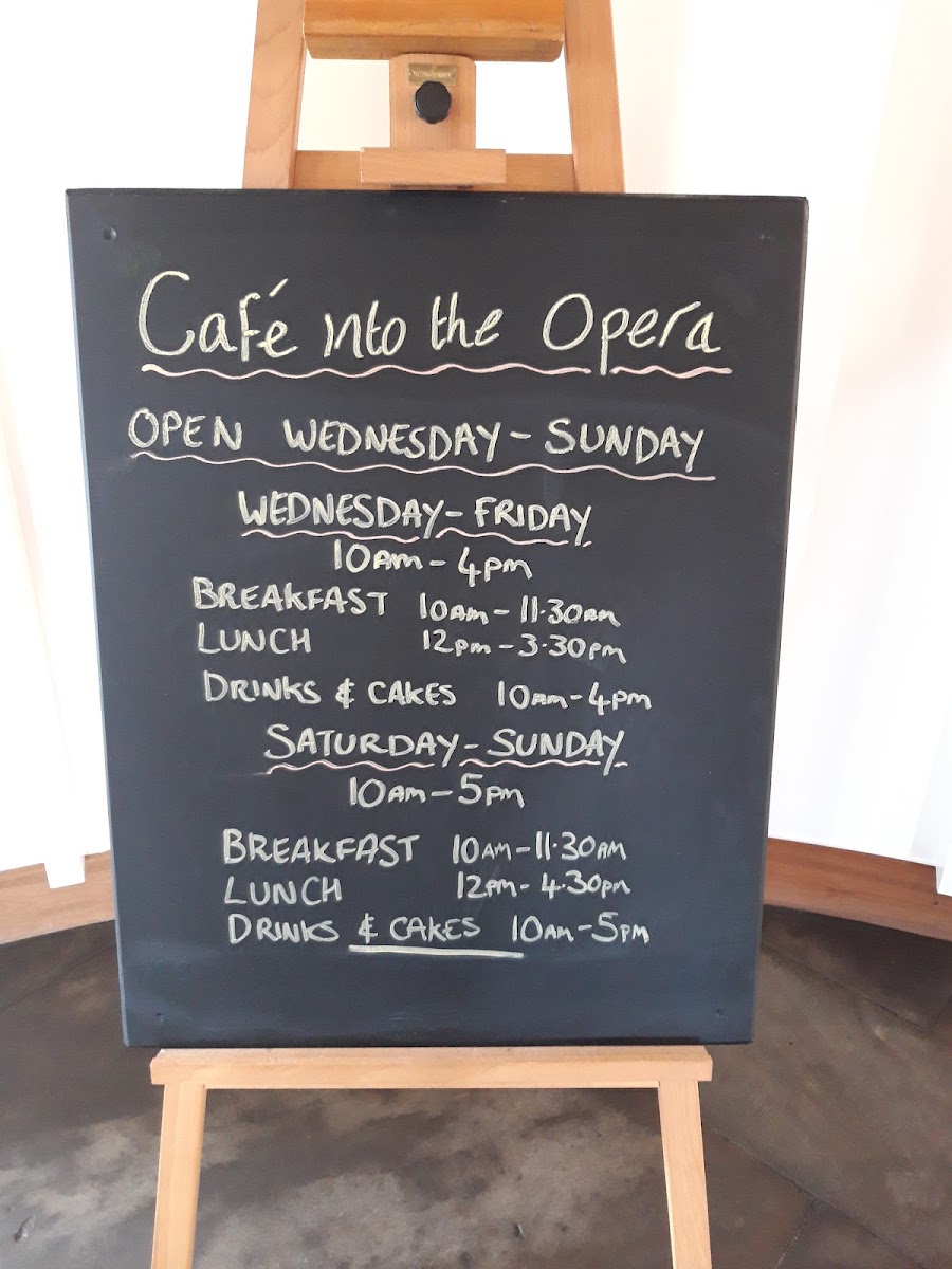Cafe in to the Opera menu board