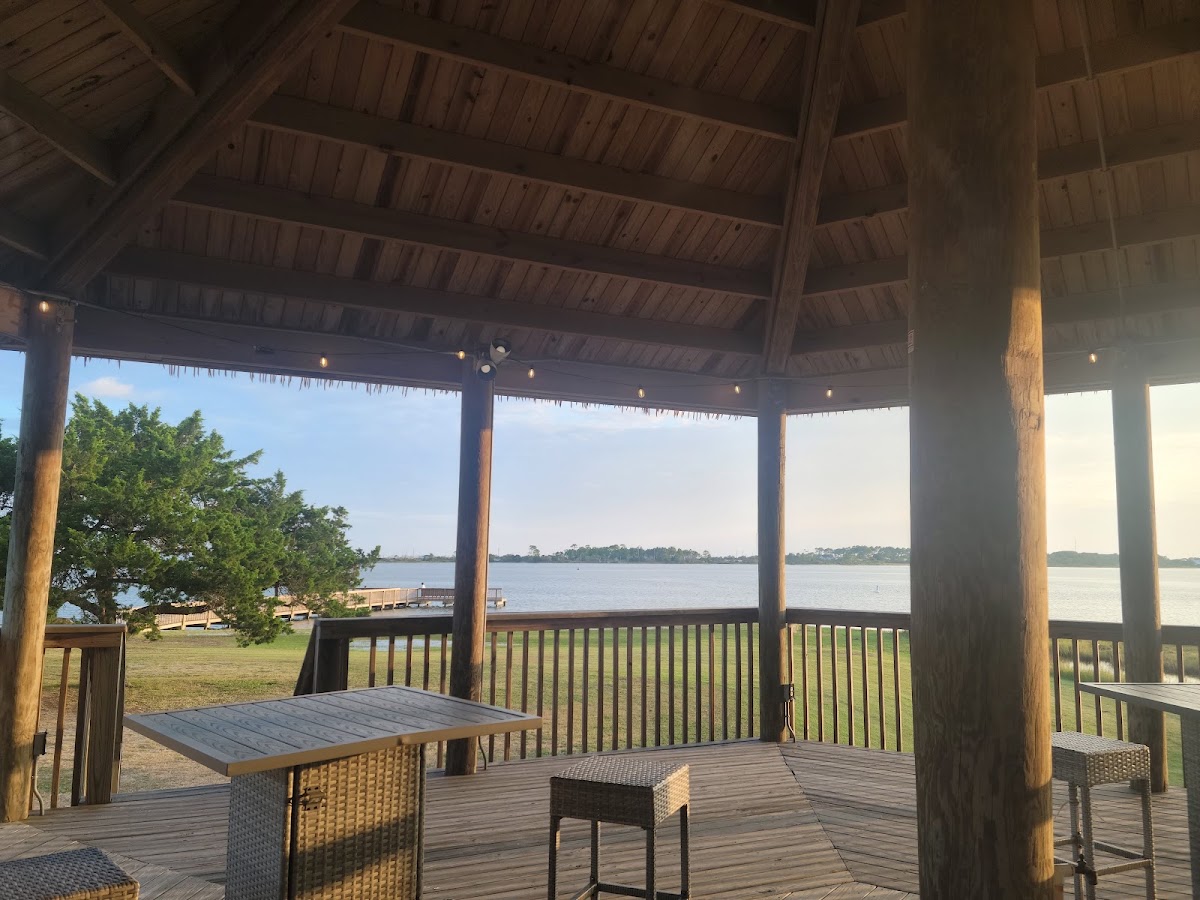 The Hooch Restaurant & Bar