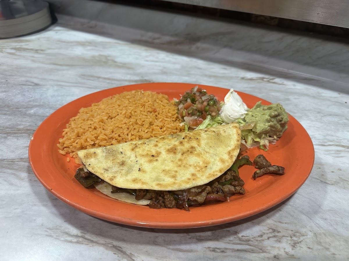 El Molcajete | Mexican Grill