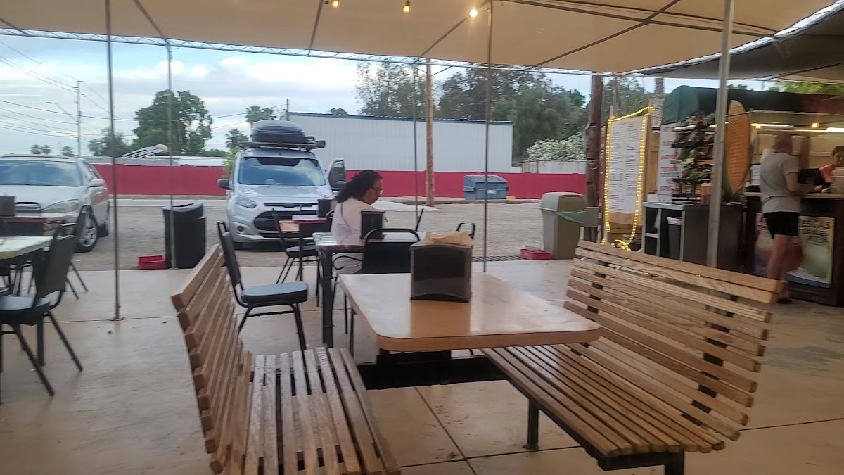 Rossy's Hot-Dogs & Mexican Food