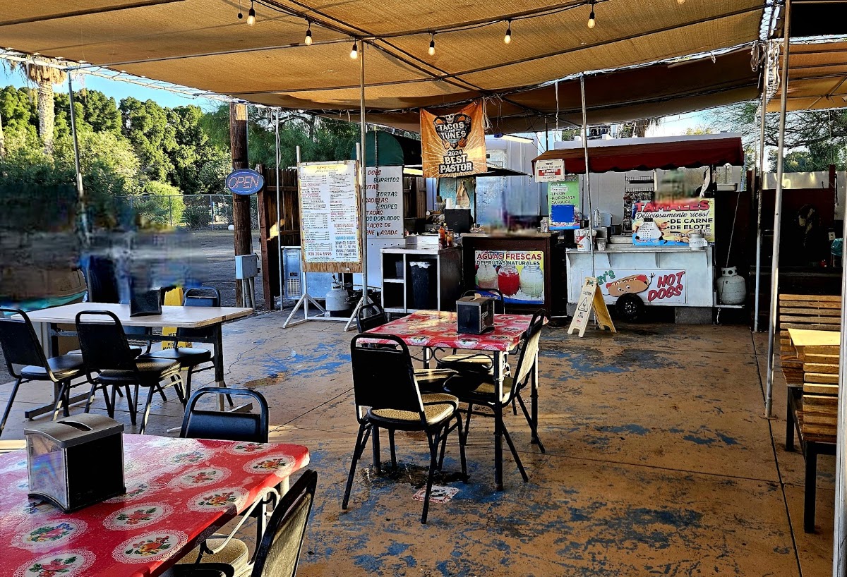 Rossy's Hot-Dogs & Mexican Food