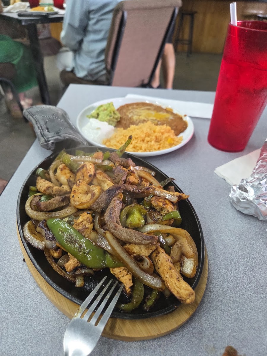 The Rooster’s Grill