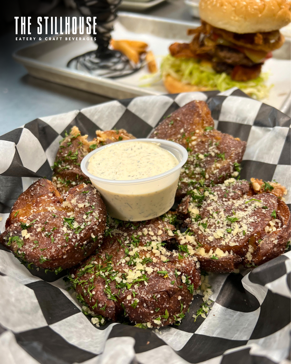 The StillHouse Eatery & Craft Beverages