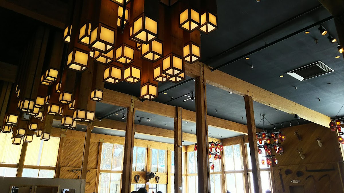 Huntley Dining Room