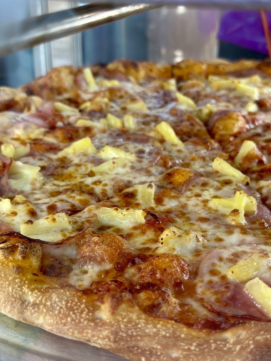 Canyon Pizza and Mini Mart