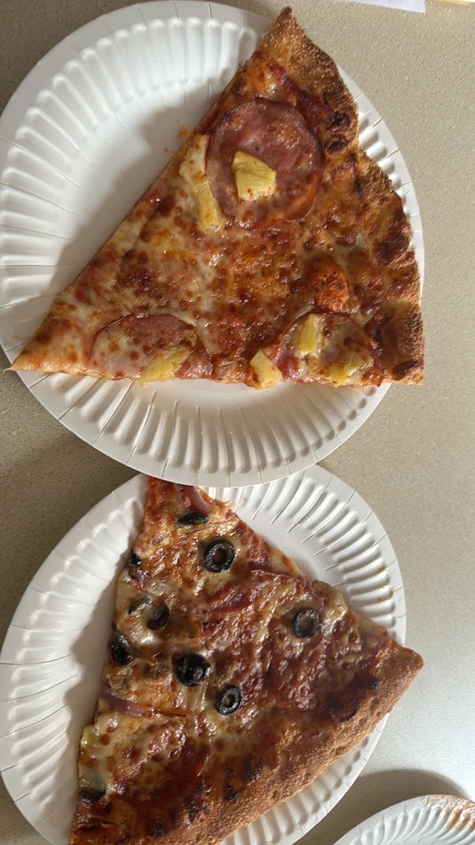 Canyon Pizza and Mini Mart